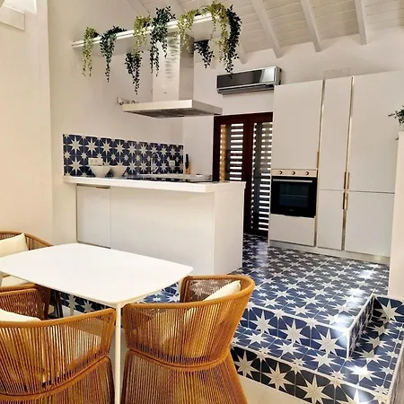 Atico Con Terraza En La Goleta Apartment Malaga