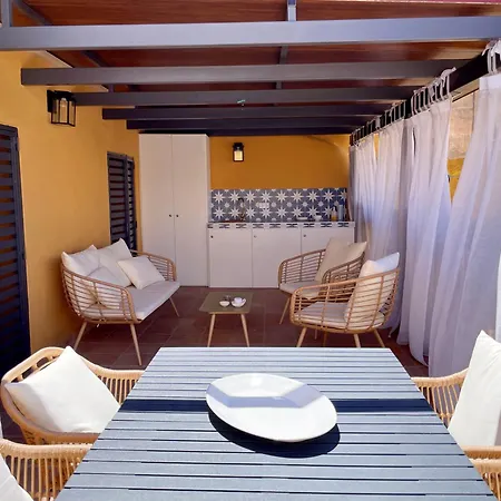 Apartment Atico Con Terraza En La Goleta